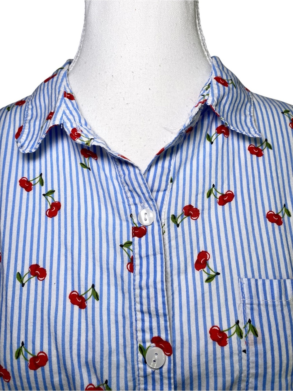Love Notes Blue White Striped Cherry Print Button-Down Shirt Size M - Picture 4 of 15